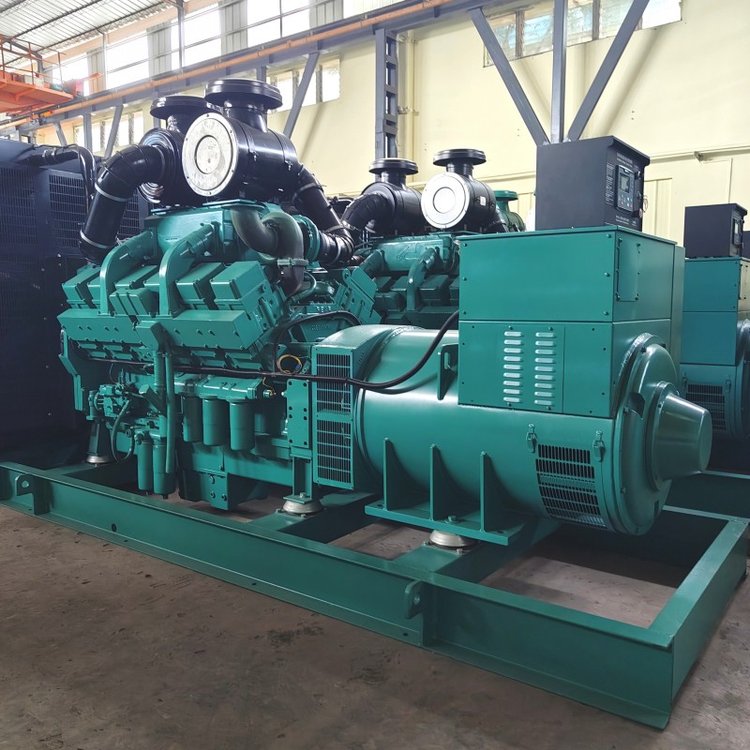 優(yōu)質(zhì)二手800kw康明斯柴油發(fā)電機(jī) 保修一年，包安裝調(diào)試